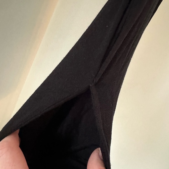 Harlow Black Cap Sleeve DRESS - Picture 4 of 6